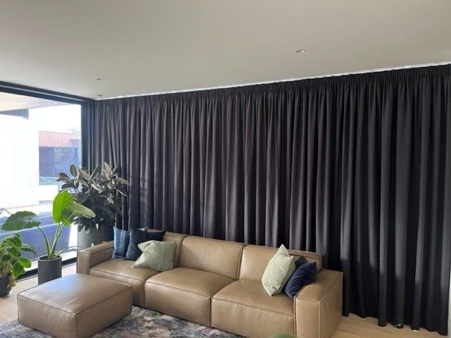 تفصيل ستائر الرياض – 0540793568